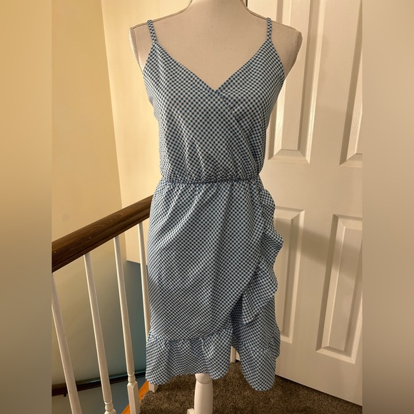 Kaileigh Sleeveless Gingham Wrap Dress NWT!! - Picture 3 of 16